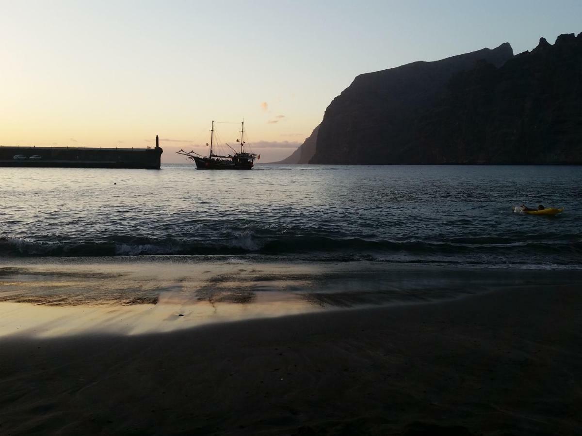 Romantic Retreat With Marine View Acantilado de los Gigantes Exterior photo